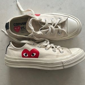 Comme de garçon converse